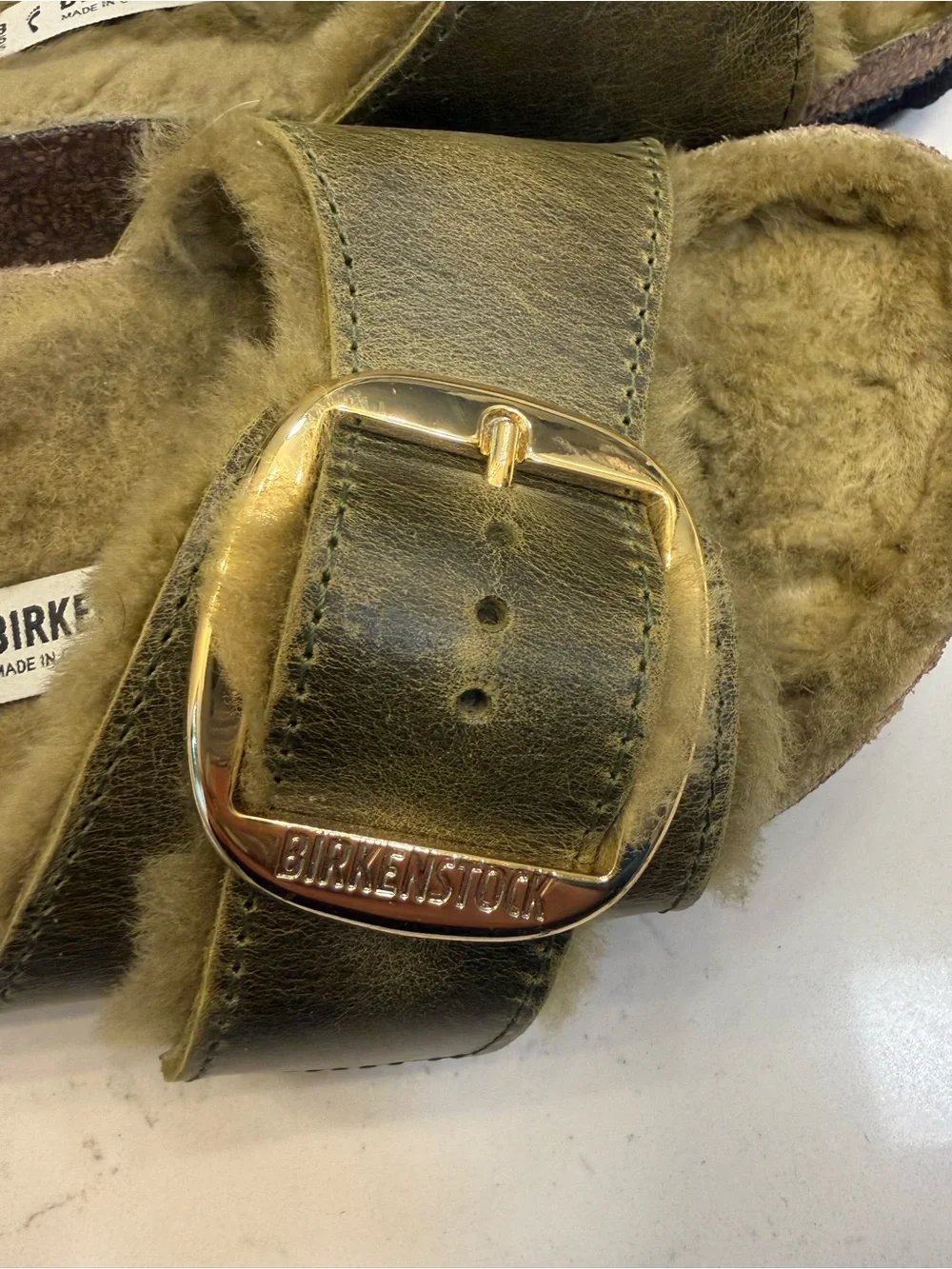 Birkenstock Madrid Big Buckle Shearling Oiled Leather Sandals in Olive Sz 38 - Picture 3 of 8